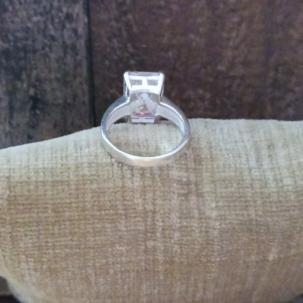 Rhinestone Silver Ring - Picture 3 of 11